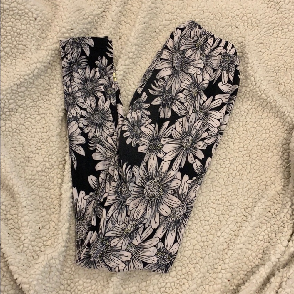 ⚡️3 for $25✨Sunflower Leggings